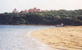 Am Strand von Nusa Dua